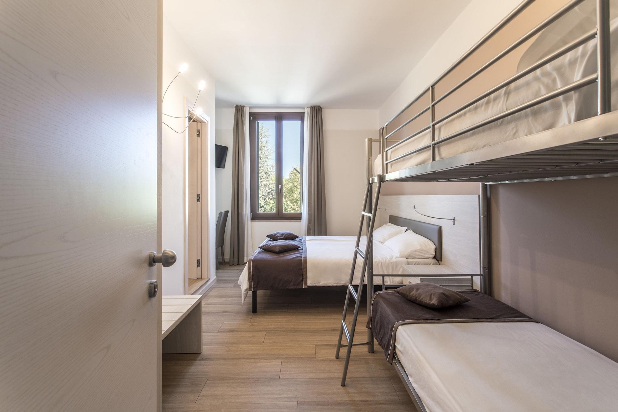 Hotel Dogana ซีร์มิโอเน ภายนอก รูปภาพ