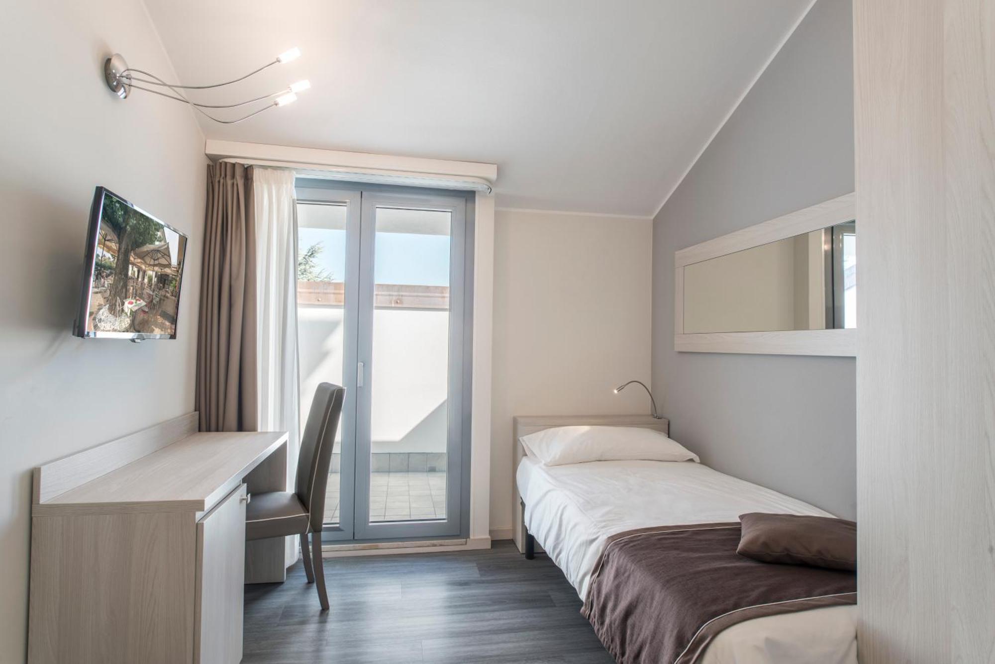 Hotel Dogana ซีร์มิโอเน ภายนอก รูปภาพ