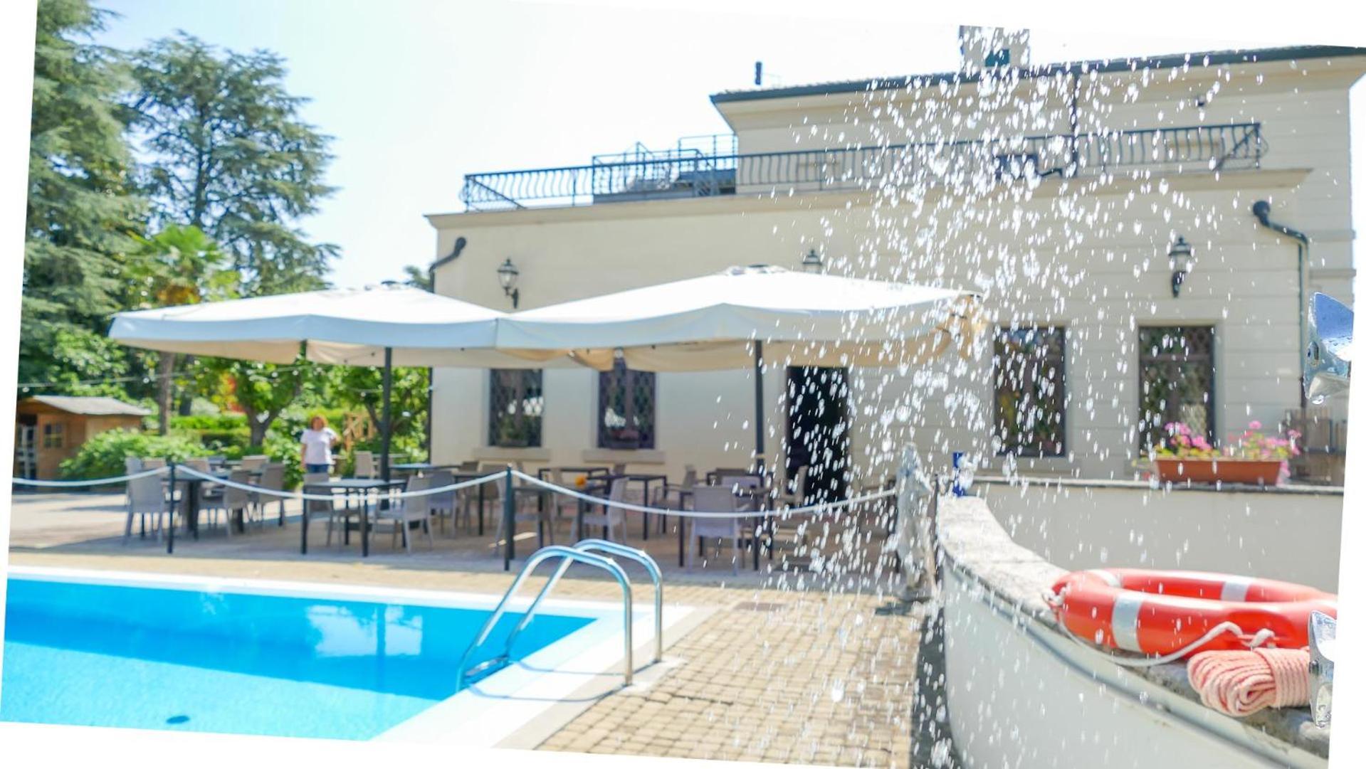 Hotel Dogana ซีร์มิโอเน ภายนอก รูปภาพ